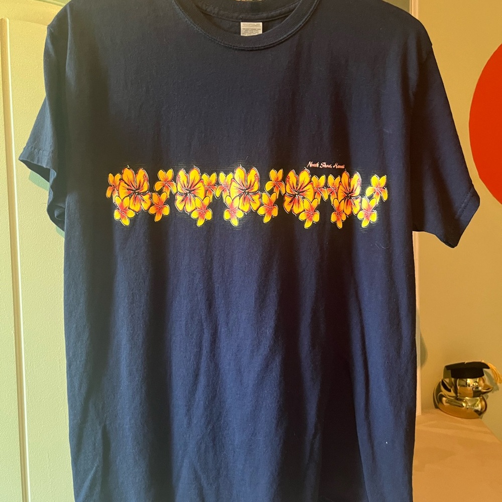 Hawaii Graphic Tee
